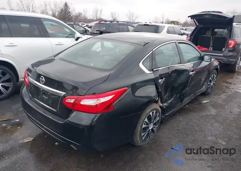 2017 Nissan Altima 2.5 S z USA, uszkodzony, nr VIN 1N4AL3AP3HN350641